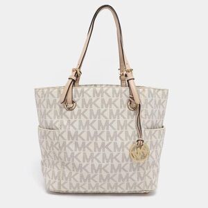 Michael Kors Vanilla Large Travel Jet Set Logo Tote NEW Designer